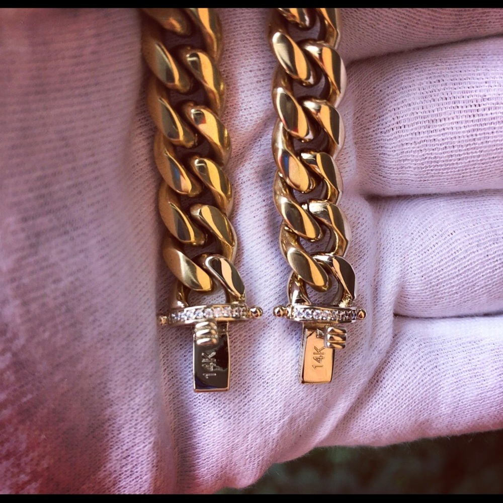 💎  14k Gold Miami Cuban Link Diamond Bracelet 💎 - Picture 6 of 6